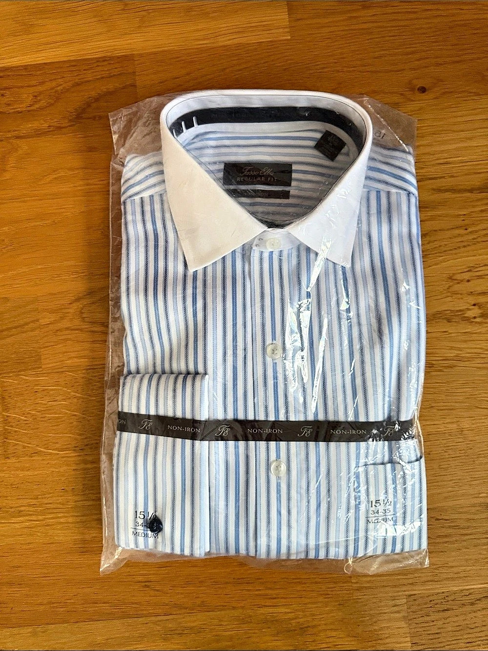 Van Heusen Tasso Elba Regular Fit Non-Iron Striped Dress Shirt Blue & White Size